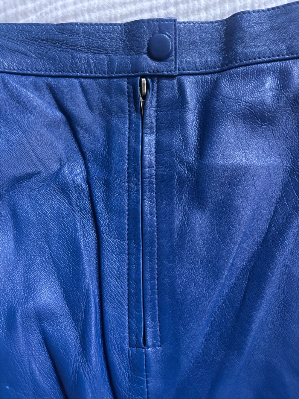 Vintage Blue Leather Skirt and Jacket Set with Gold Appliqué - Picture 15 of 16